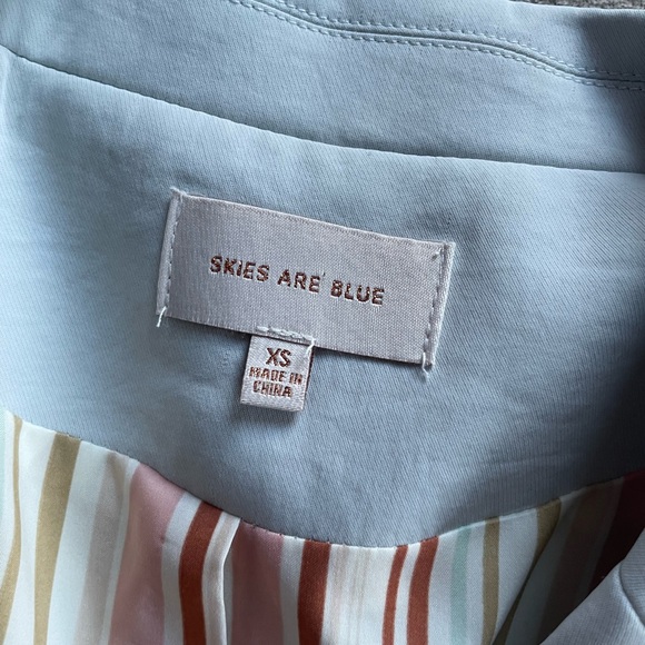 Skies Are Blue Soft Gray Blazer - Picture 4 of 4